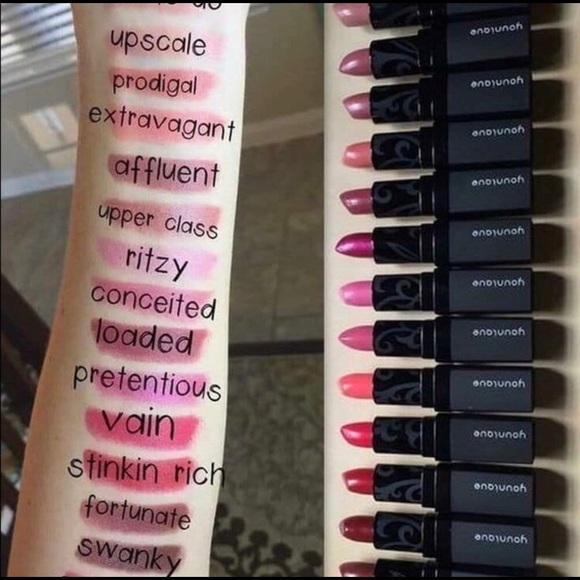 Younique December bundle ❤️❤️ - Picture 5 of 6